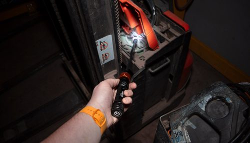 Neo Tools Akkus 3az1-ben vizsgálólámpa, tölthető, 350lum COB LED, 3W, IP44