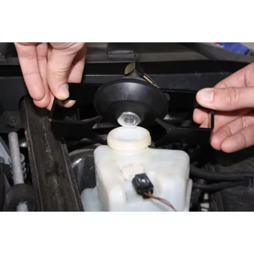 KS Tools Univerzális légtelenítő adapter, állítható 28-70 mm