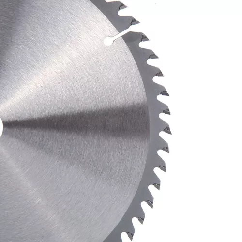 Finder kőrfűrészlap 235x30m 60fog vidiás 195578